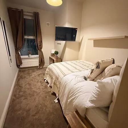 Contractor 4bd Long W Wi-fi, Washer, Smart Tvs & Parking Карлайл