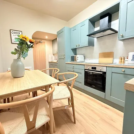Contractor 4bd Long W Wi-fi, Washer, Smart Tvs & Parking