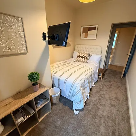 Contractor 4bd Long W Wi-fi, Washer, Smart Tvs & Parking * كارلايل