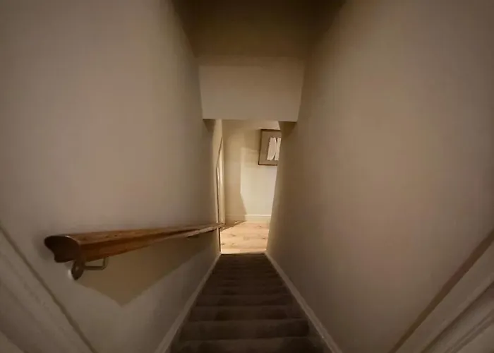 Contractor 4bd Long W Wi-fi, Washer, Smart Tvs & Parking Holiday home