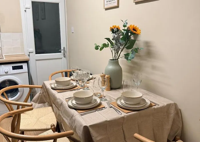 Contractor 4bd Long W Wi-fi, Washer, Smart Tvs & Parking Holiday home Carlisle (Cumbria)