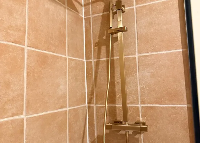 Contractor 4bd Long W Wi-fi, Washer, Smart Tvs & Parking بيت للعطل *